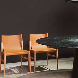 Claude Cartier décoration et architecte d'intérieur à Lyon. Chaise Voyage PORRO