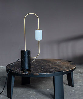 Table basse, Collection Particulière. Claude Cartier décoration architecte d'intérieur à Lyon.