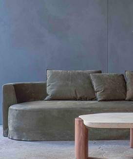 Canapé Nos, Collection Particulière. Claude Cartier décoration architecte d'intérieur à Lyon.